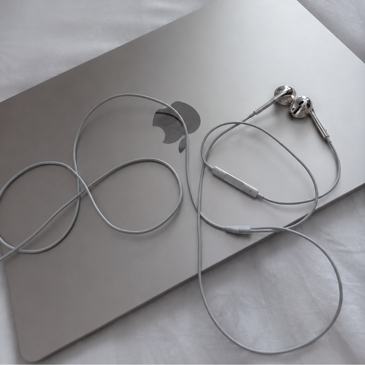 CHROMEN Wired Earbuds